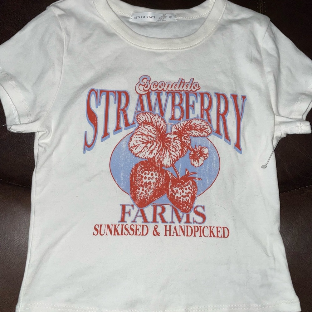 NWOT Altar'd State White Strawberry Short Sleeve Tee
